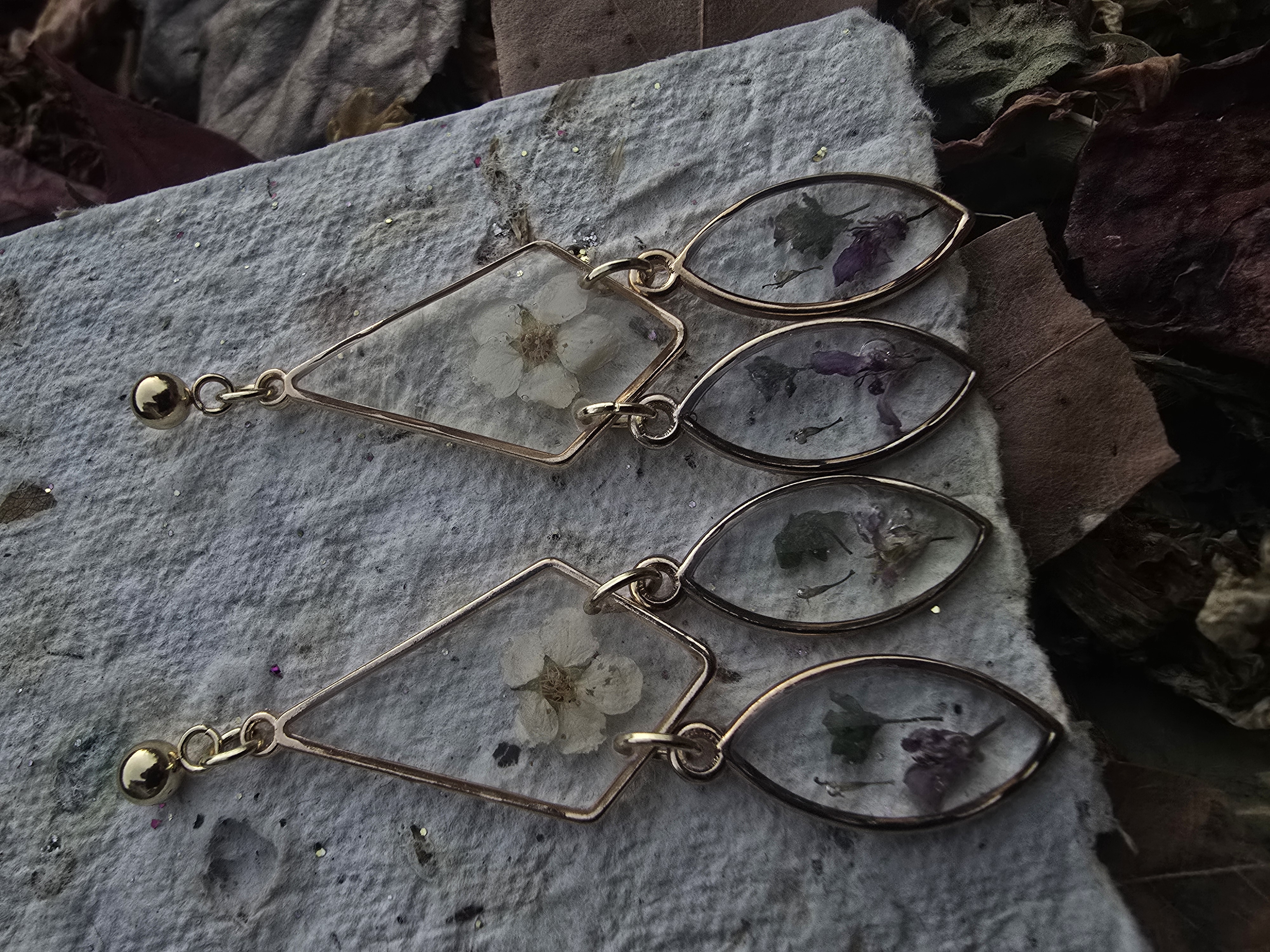 Stud Dangle Earrings with Mini Flowers Encased