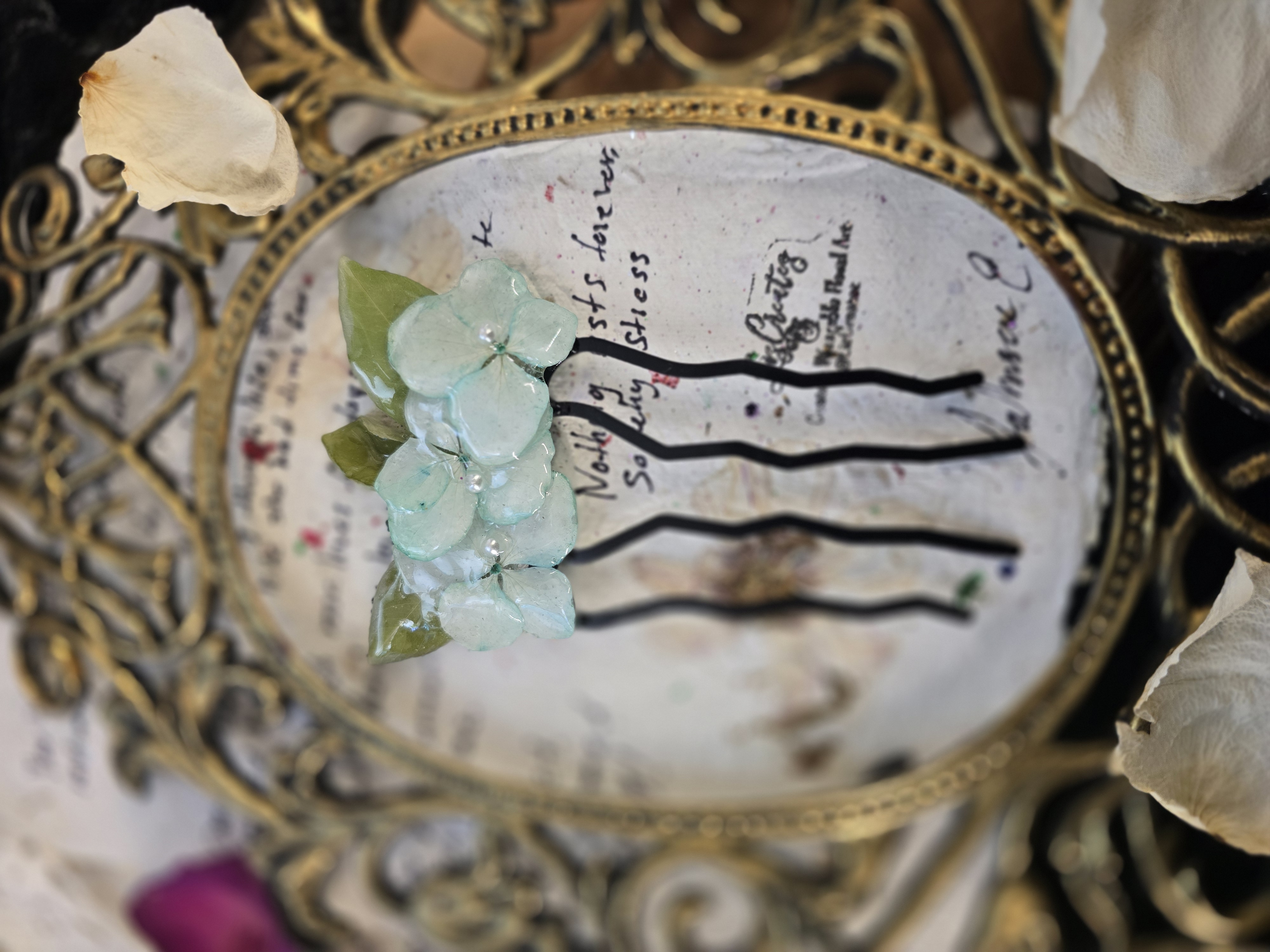 Teal Green Hydrangea Hair Pin – Pearl Accents & Real Leaves