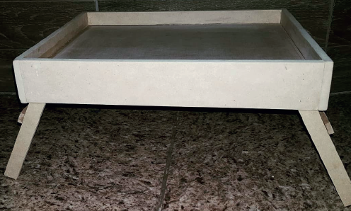  CAJA CON PATAS ABATIBLES