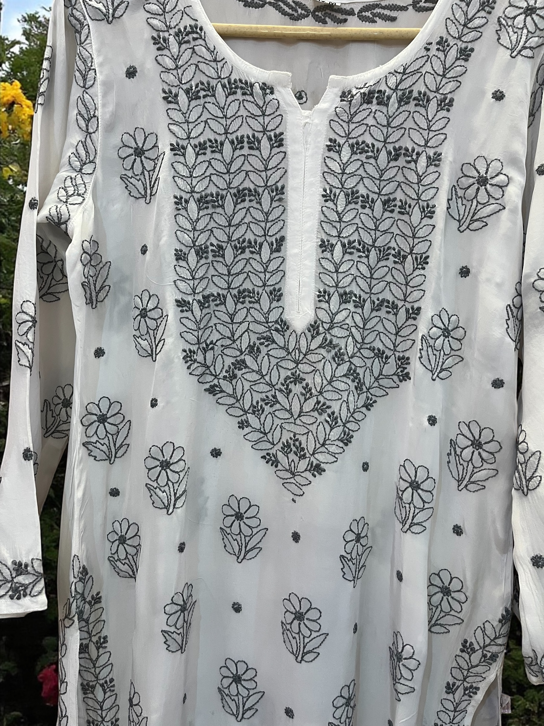 White Floral Kurta Lucknowi Embroidery 