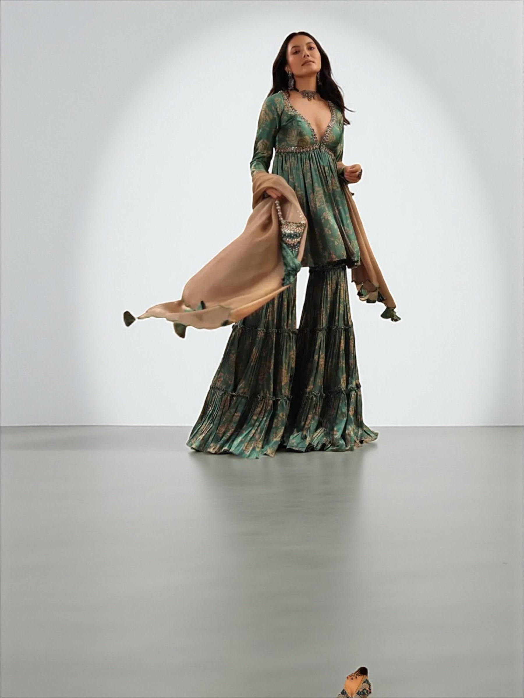 Satin georgette Digital print With Mukesh
