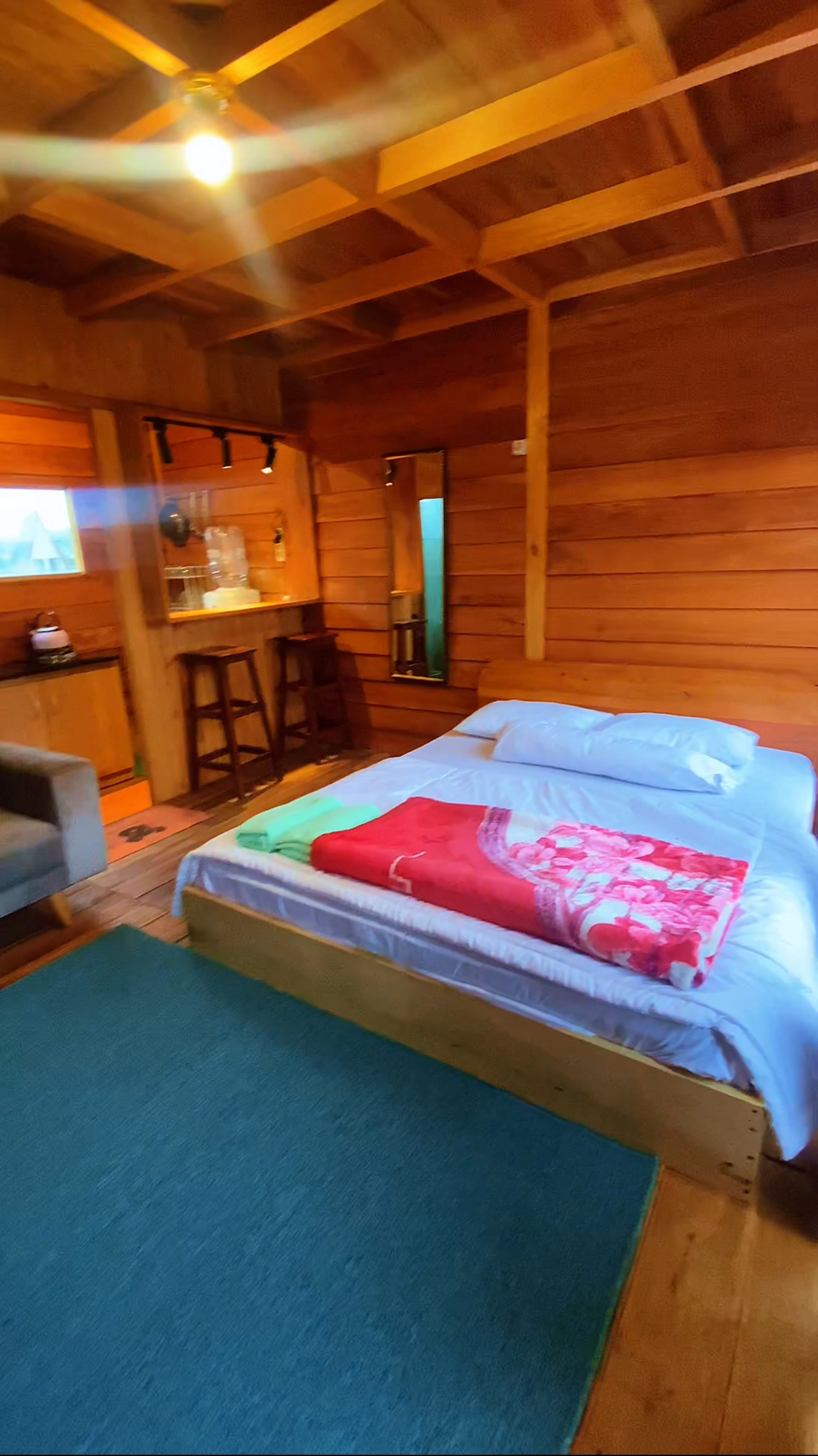 Cabin Nur 1