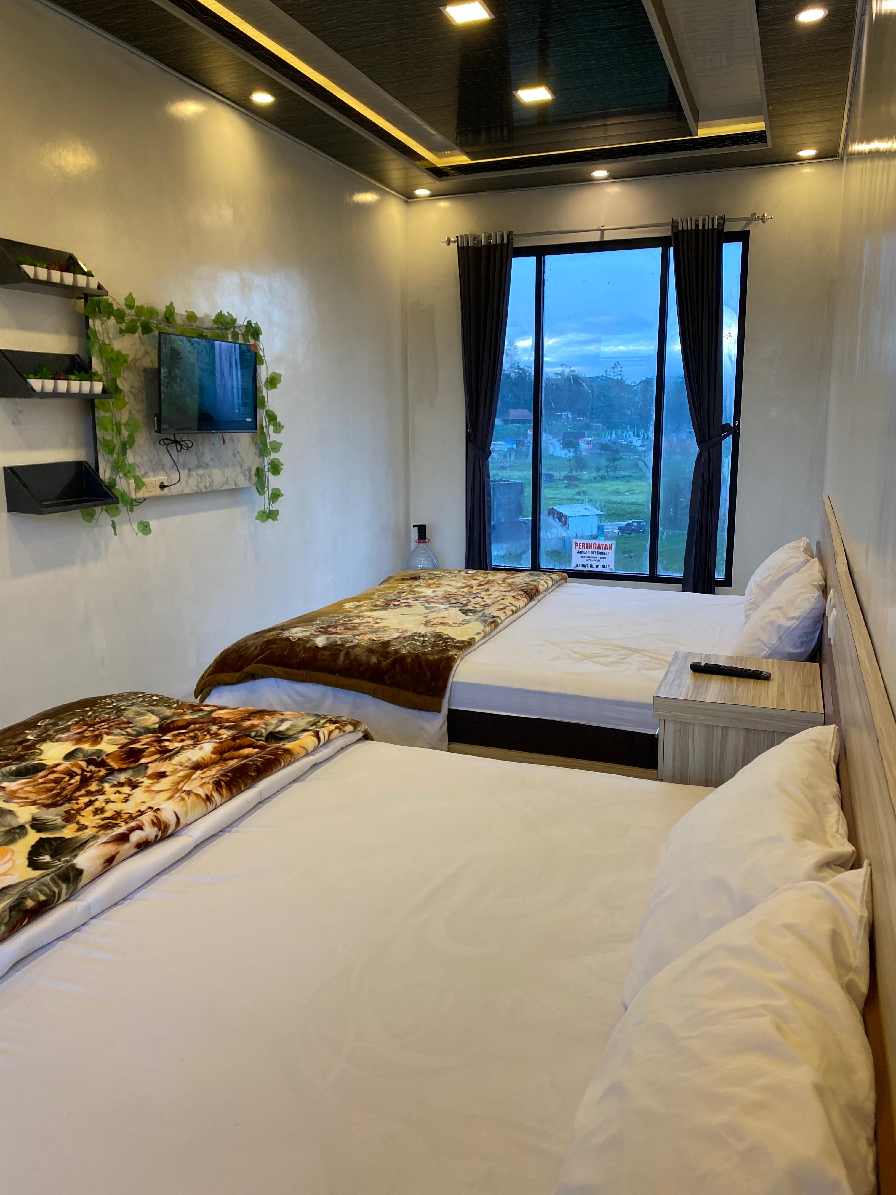 Superior Room View