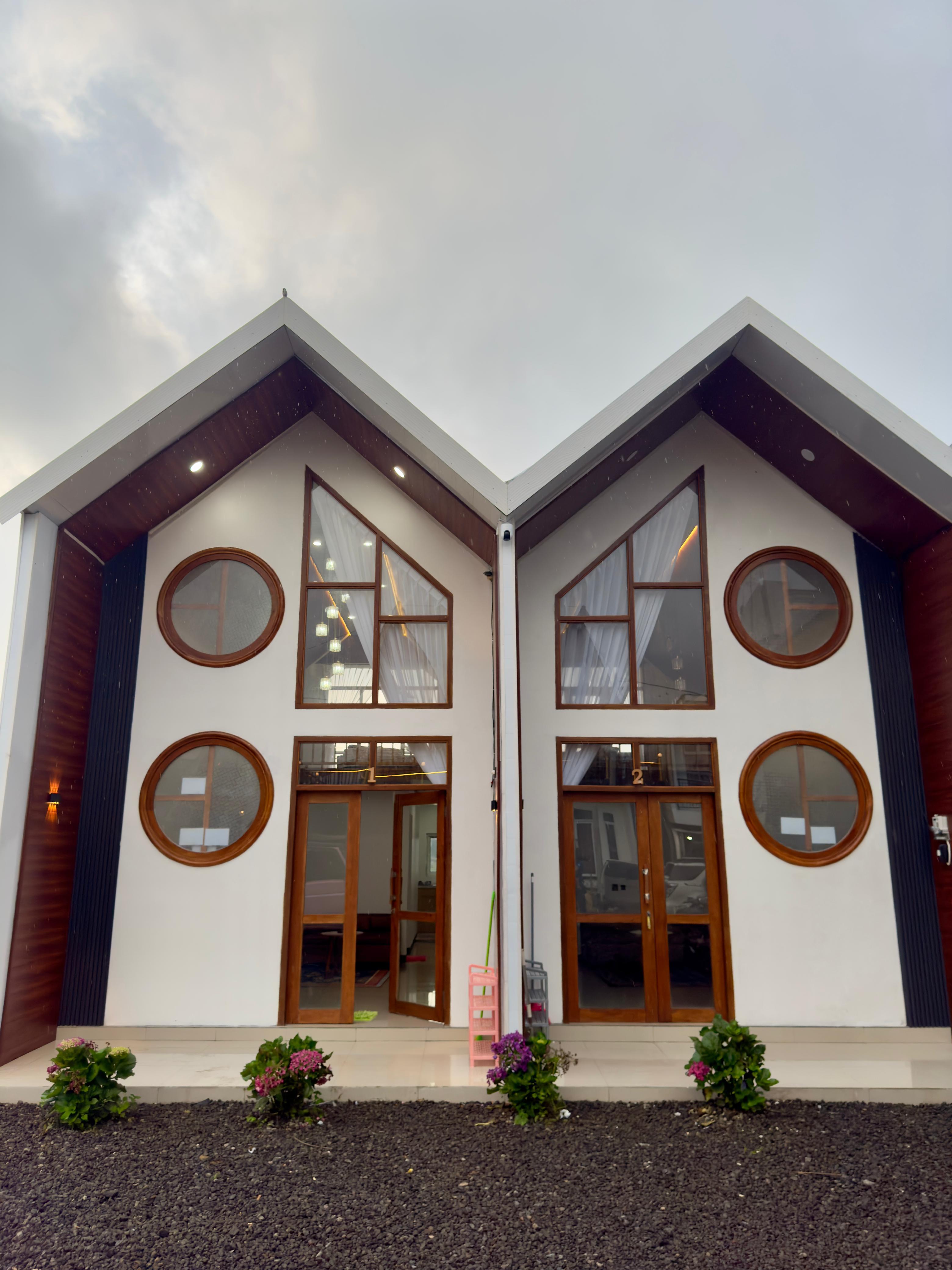 Villa Tri House