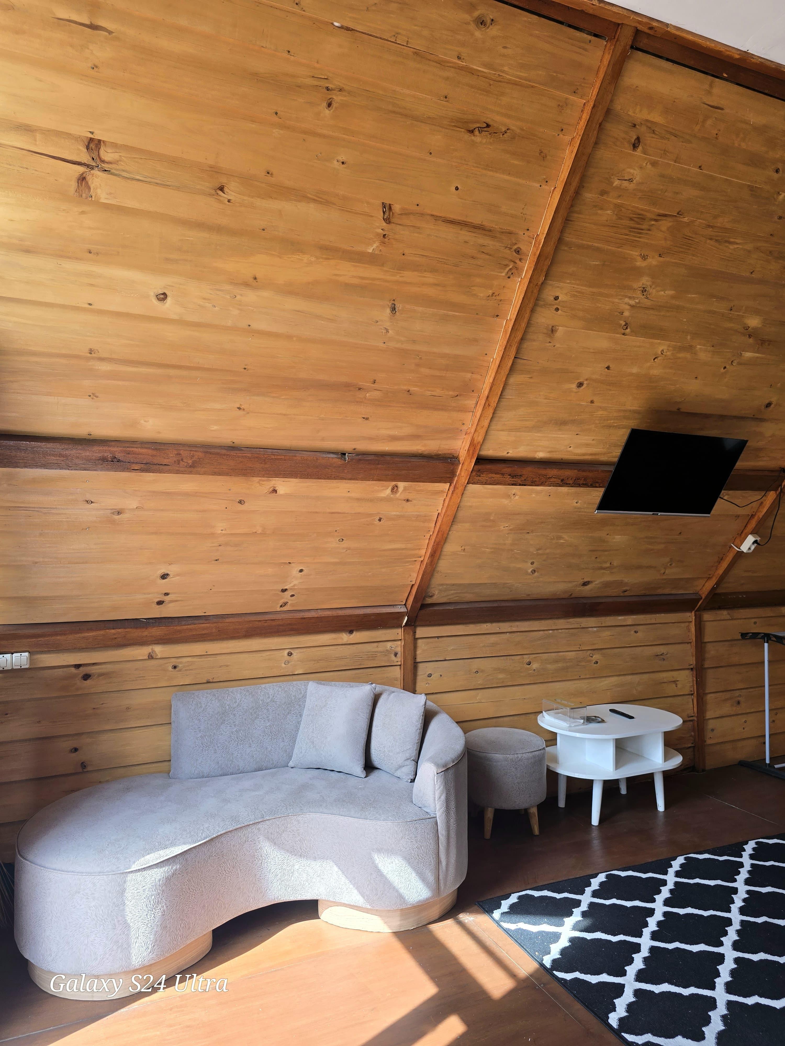 Cabin To 2