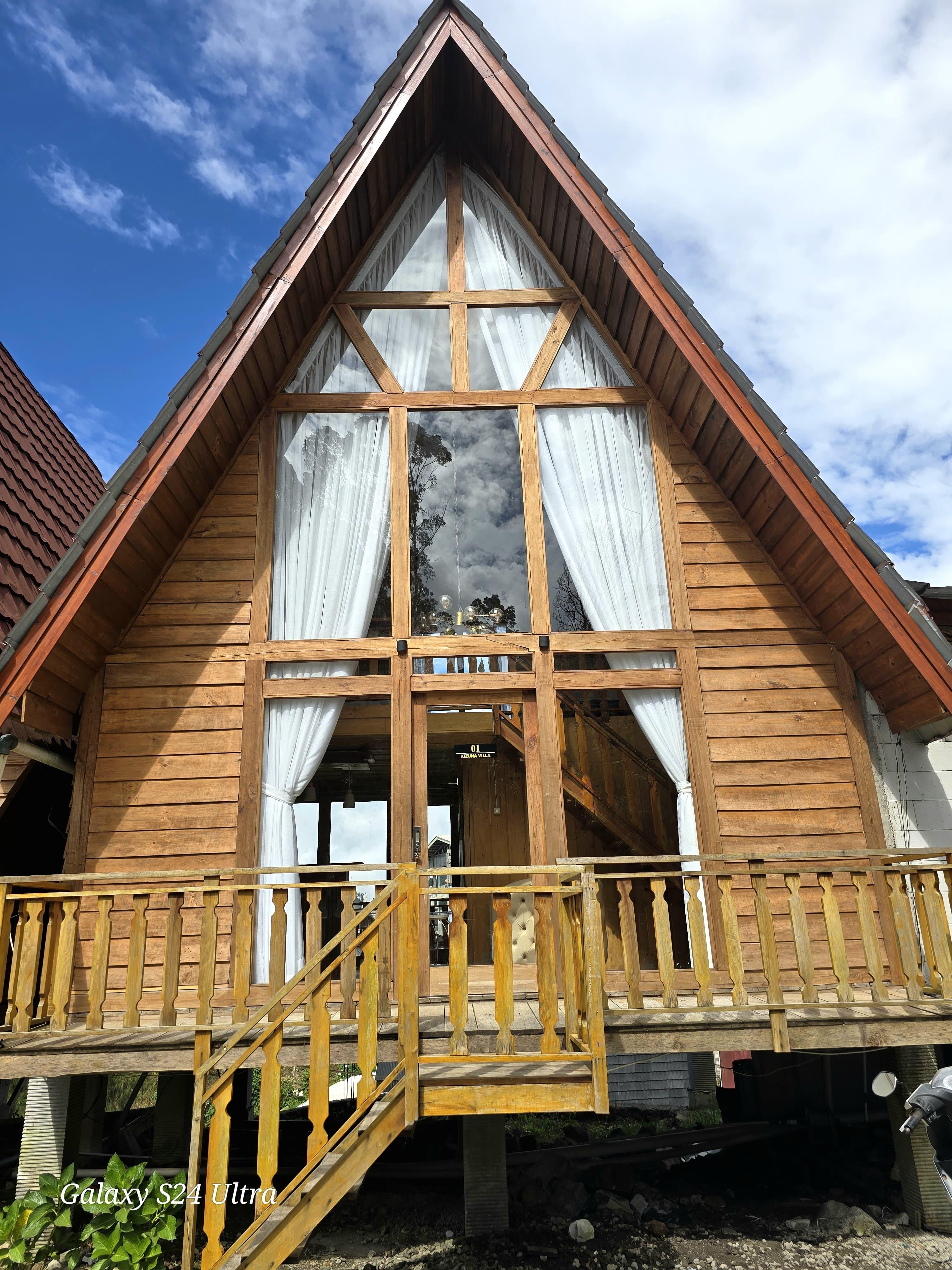 Cabin RAT House