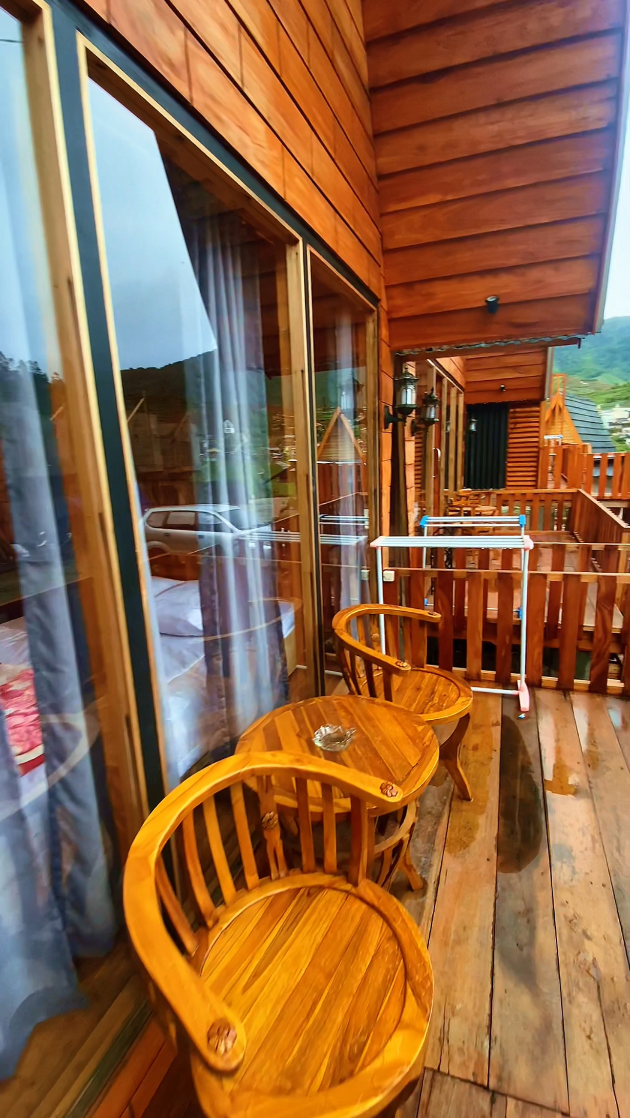 Cabin Nur 1