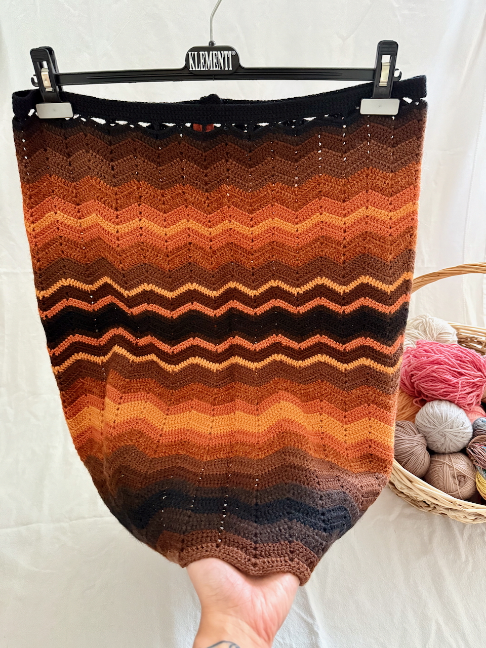 Nertas rudeninis sijonas