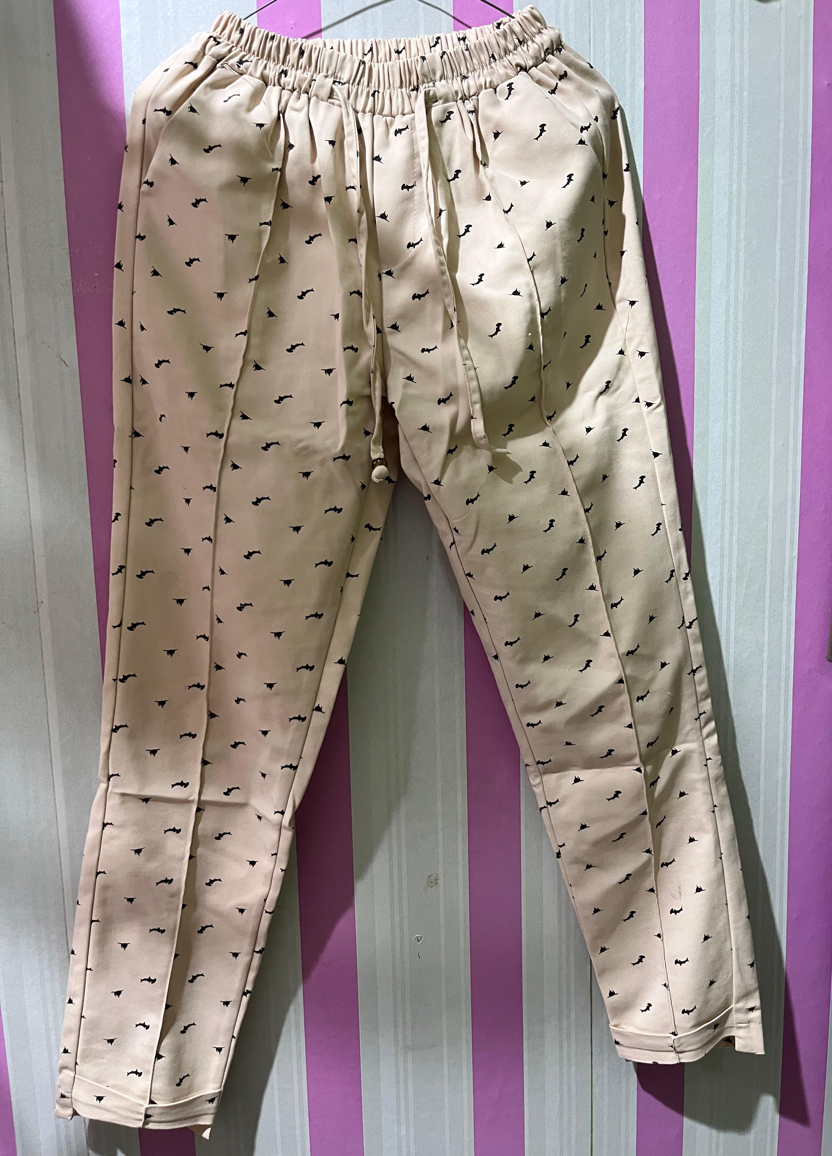 Celana panjang kasual