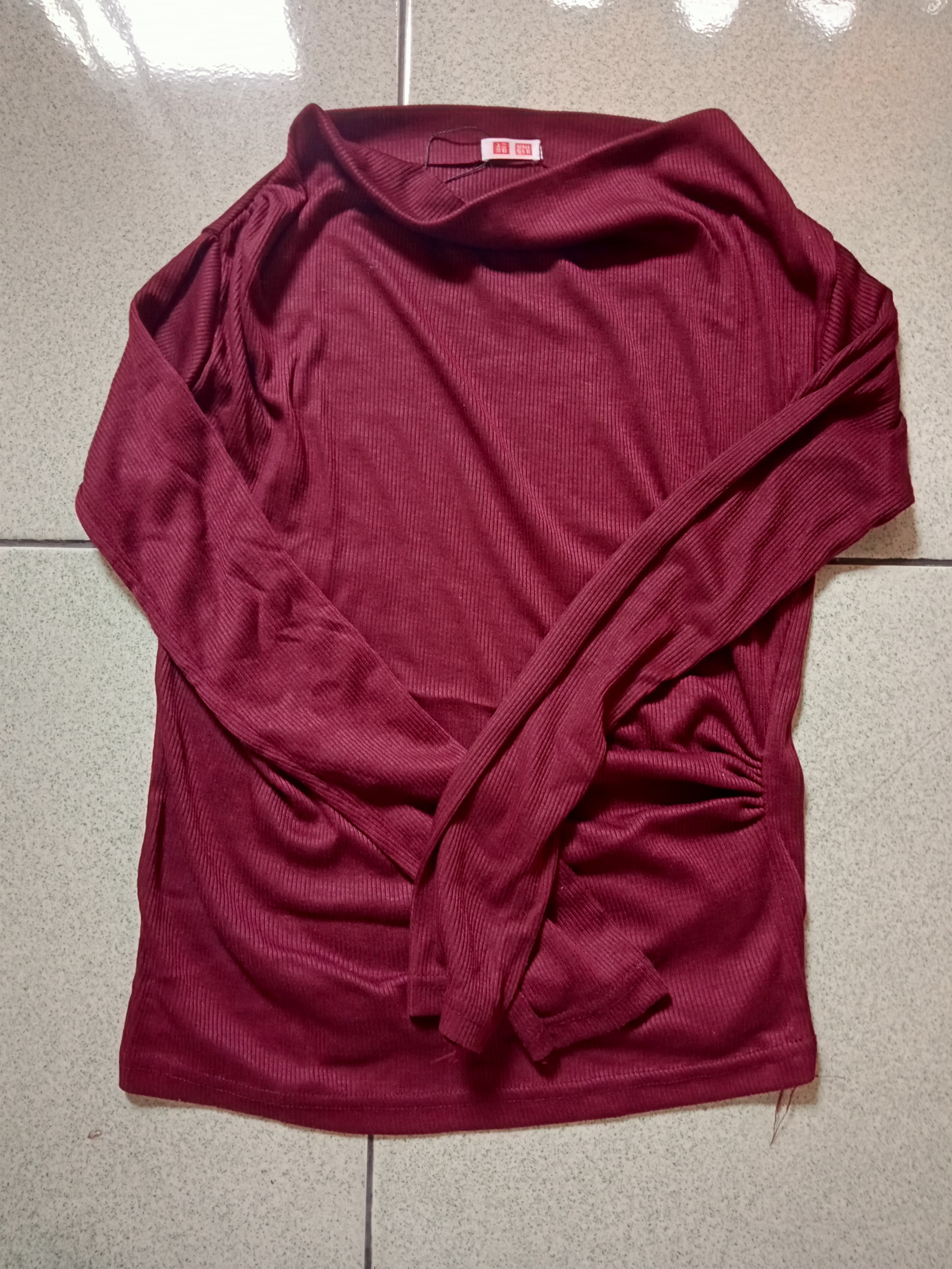 Baju Kaos Maroon