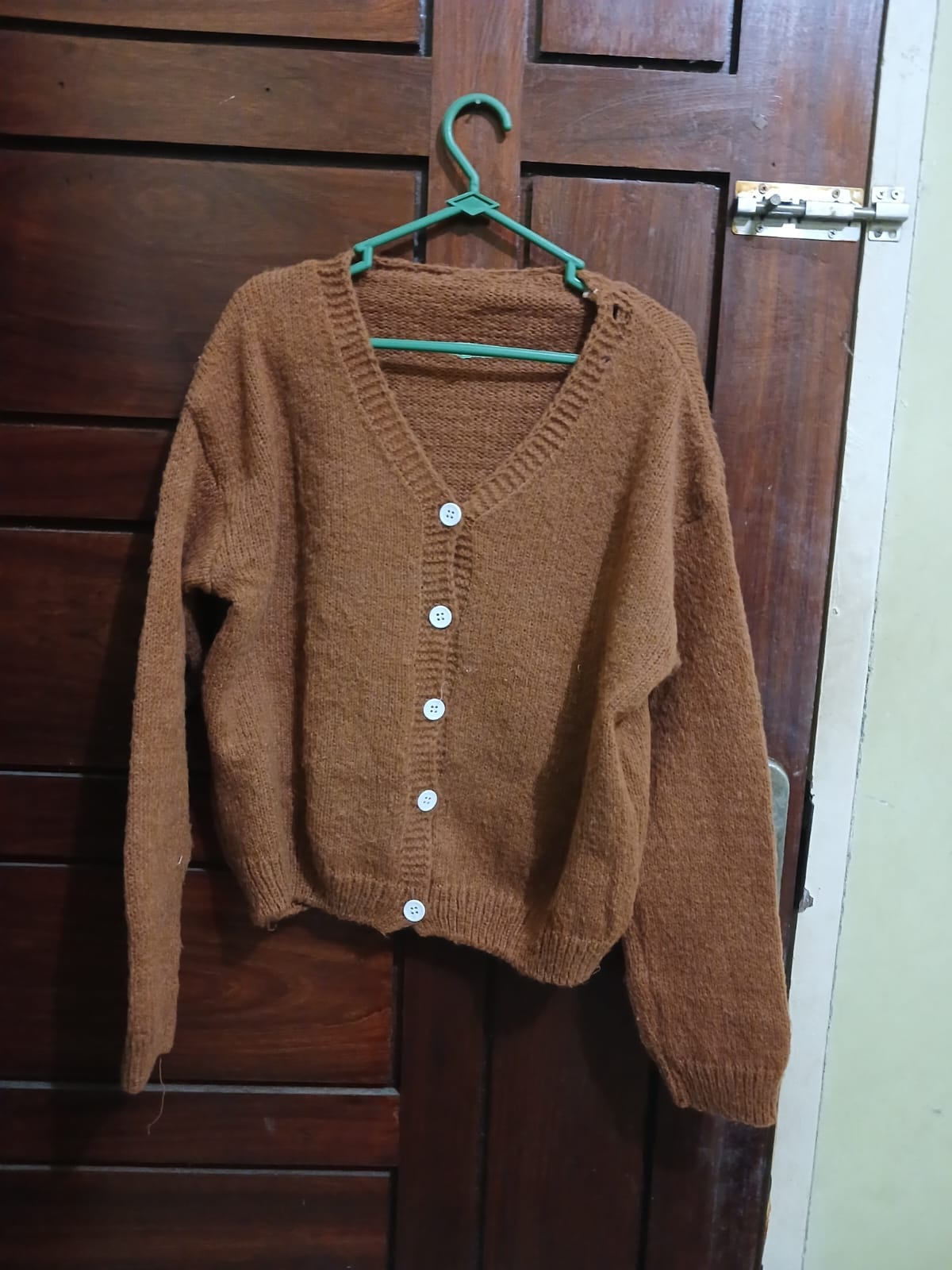 Cardigan Rajut Coklat