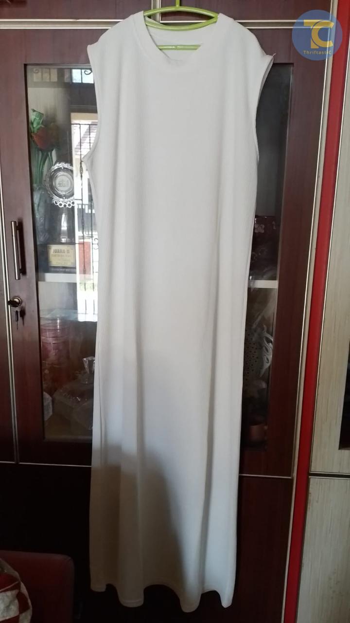 Inner Dress Knit Warna Putih 