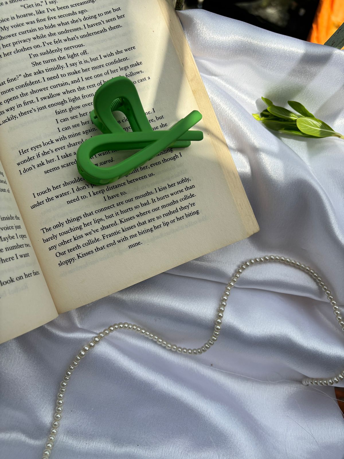 Pinkilicious Claw clip 