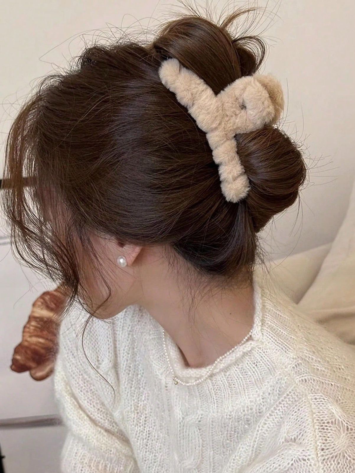 Korean Fur claw clip