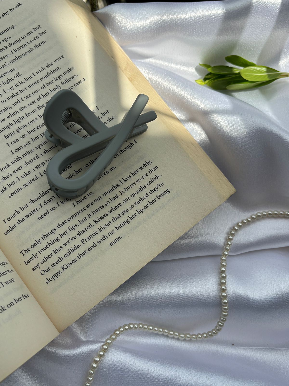 Pinkilicious Claw clip 