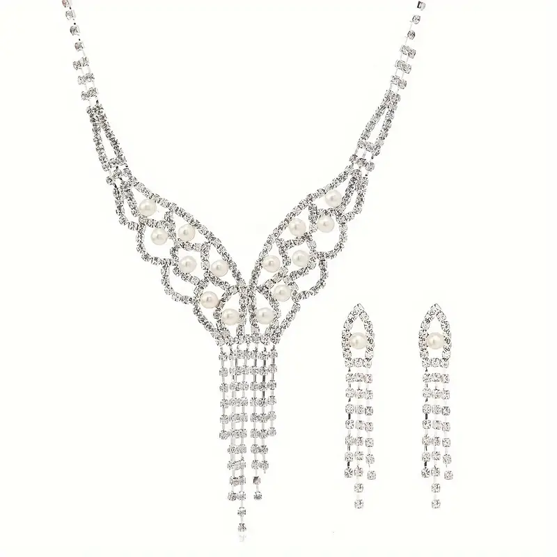 Conjunto de collar y aretes de pedrería