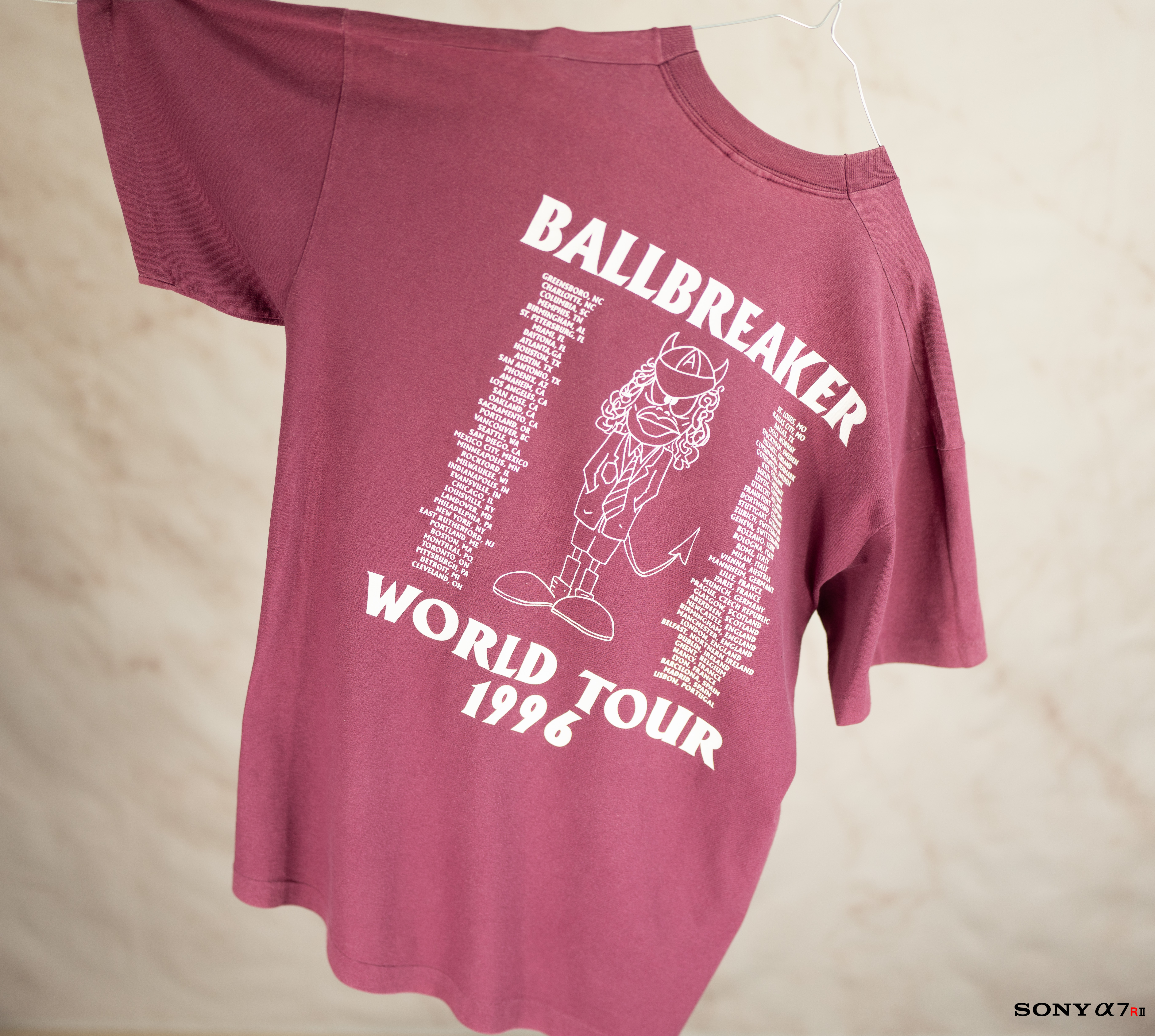 AC/DC - BURGUNDY BALLBREAKER 1996