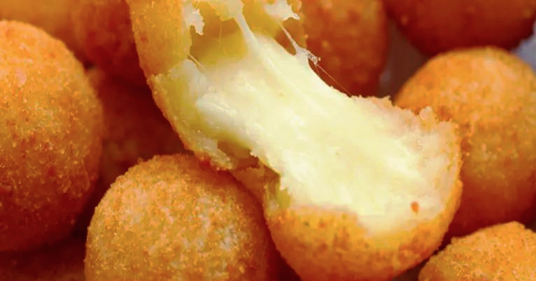 Mini Bolinha de queijo