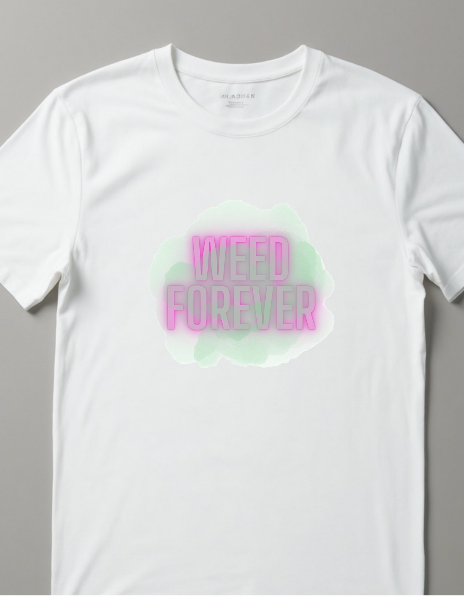 Playera con la frase Weed Forever en rosa con humo