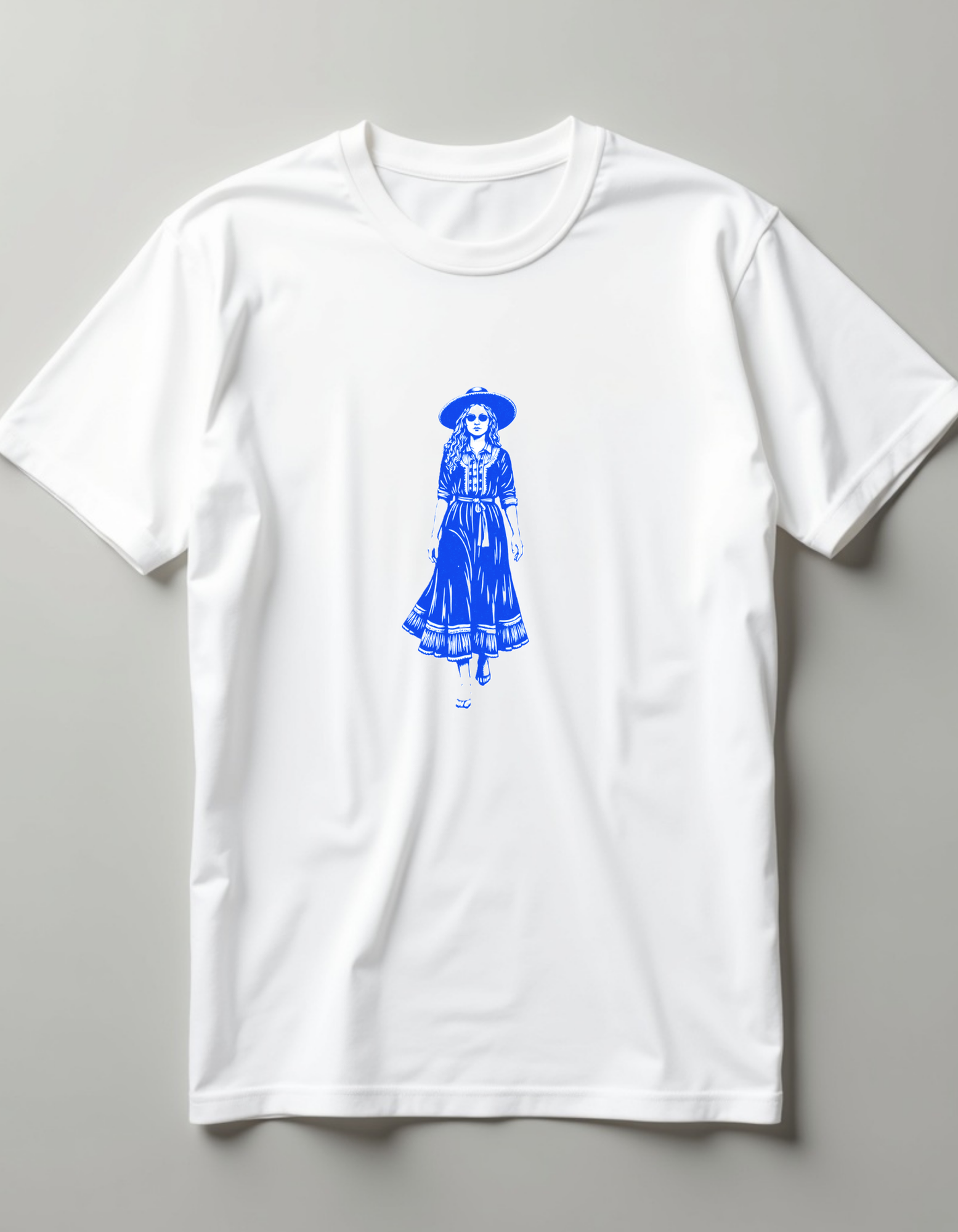 Playera con arte Folk Blue Lady