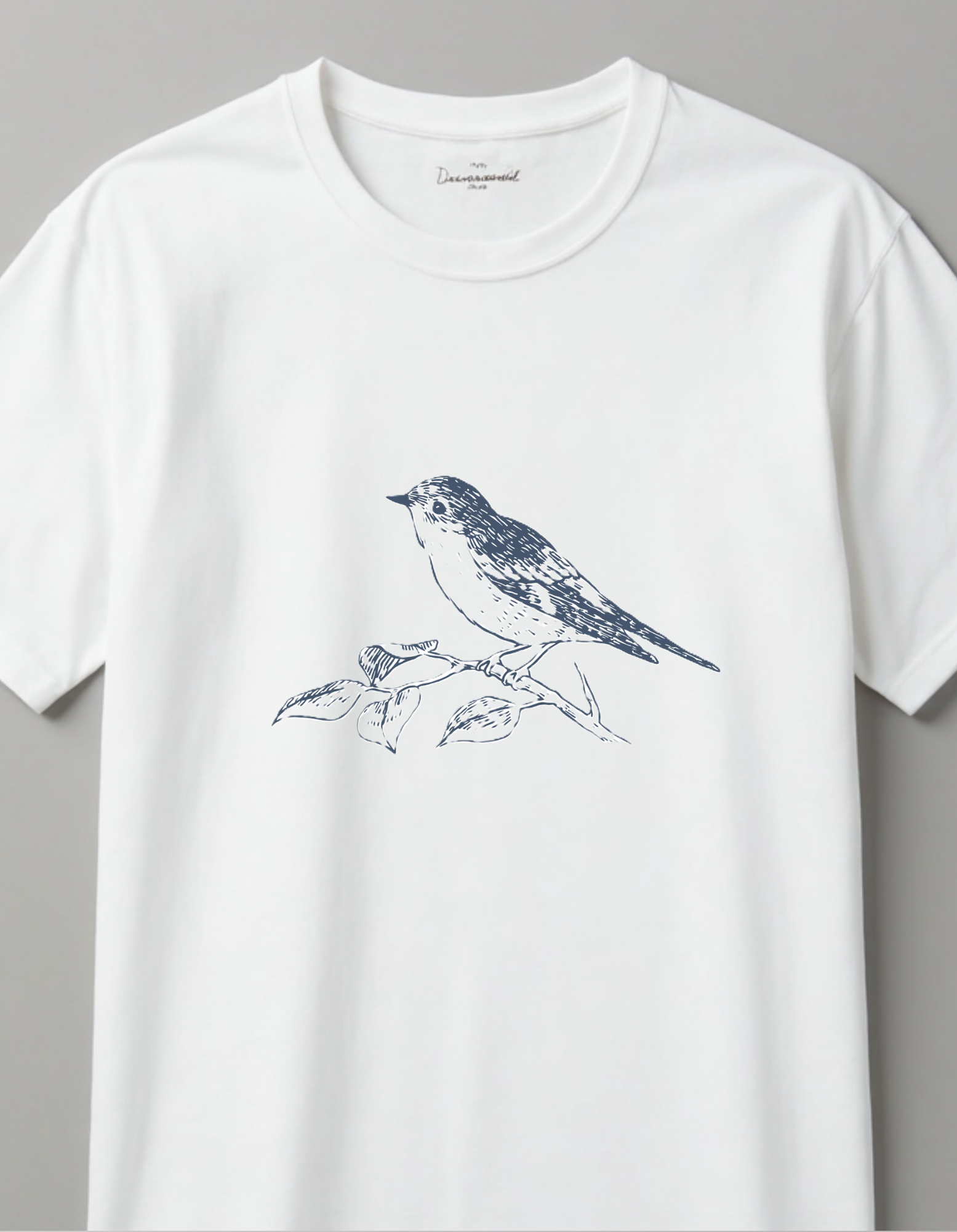 Playera con dibujo de ave