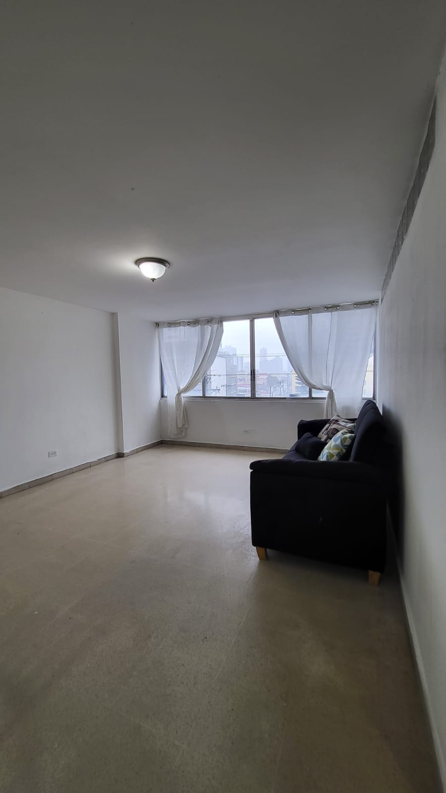 Se Vende Apartamento en PH Beverly Plaza