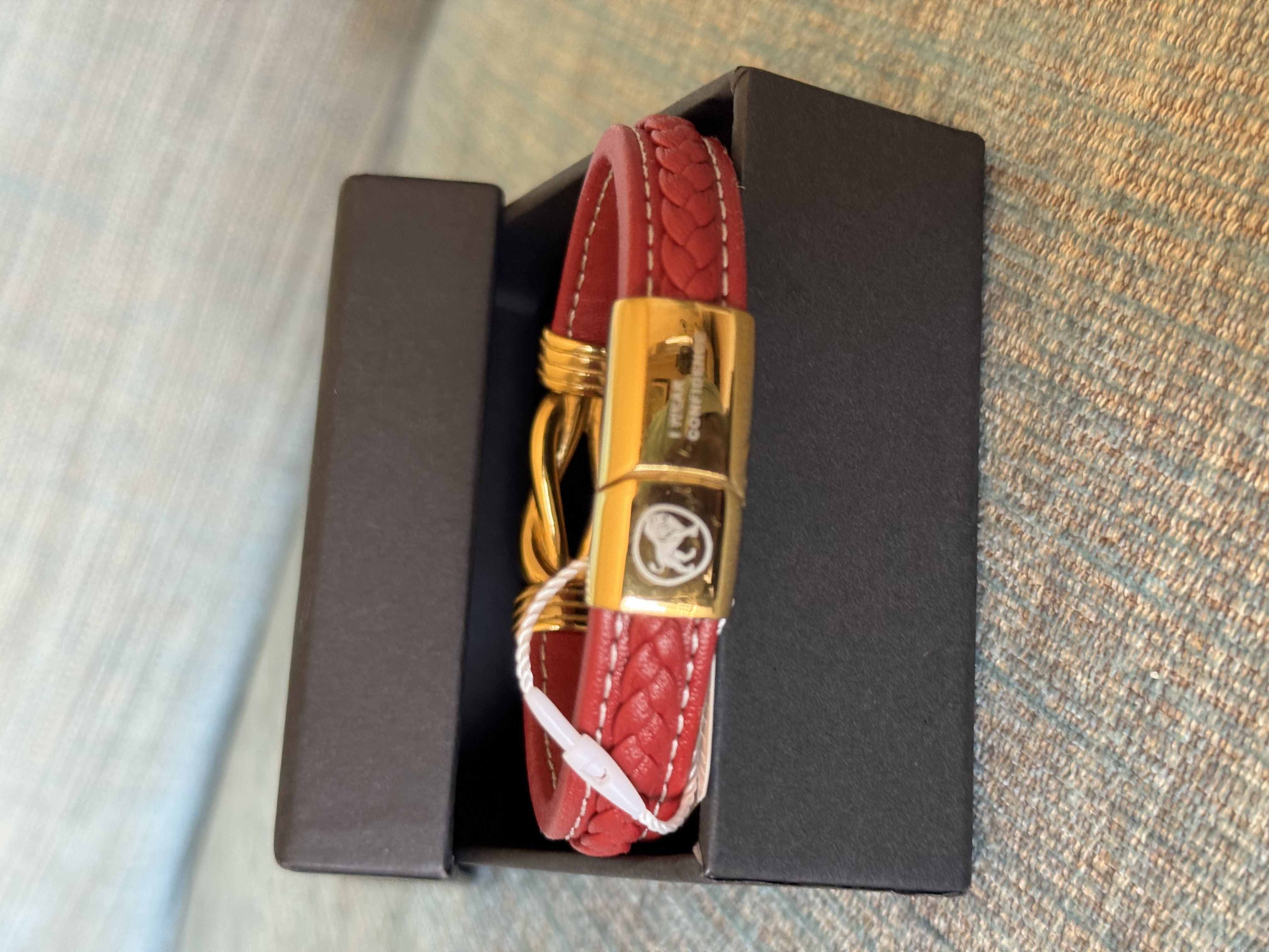 Leather Bracelet OKIKIS-Red