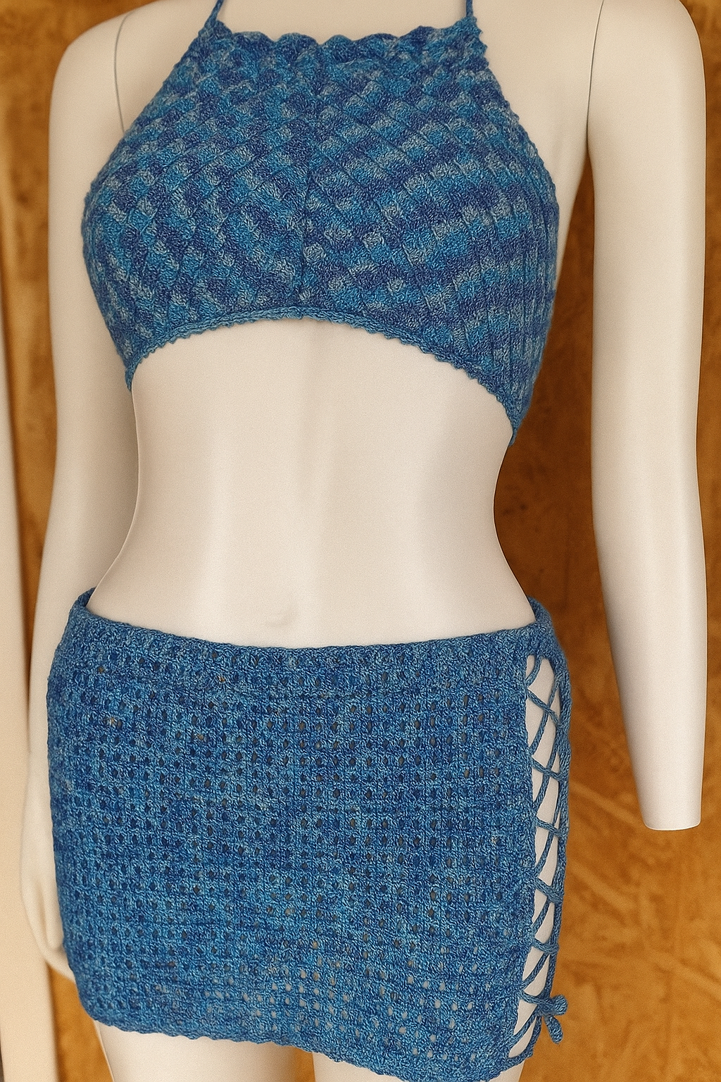 Conjunto top y falda corset