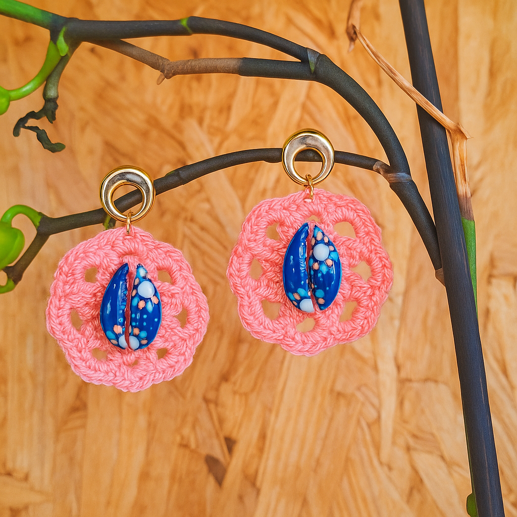 Pendientes con caracola marina