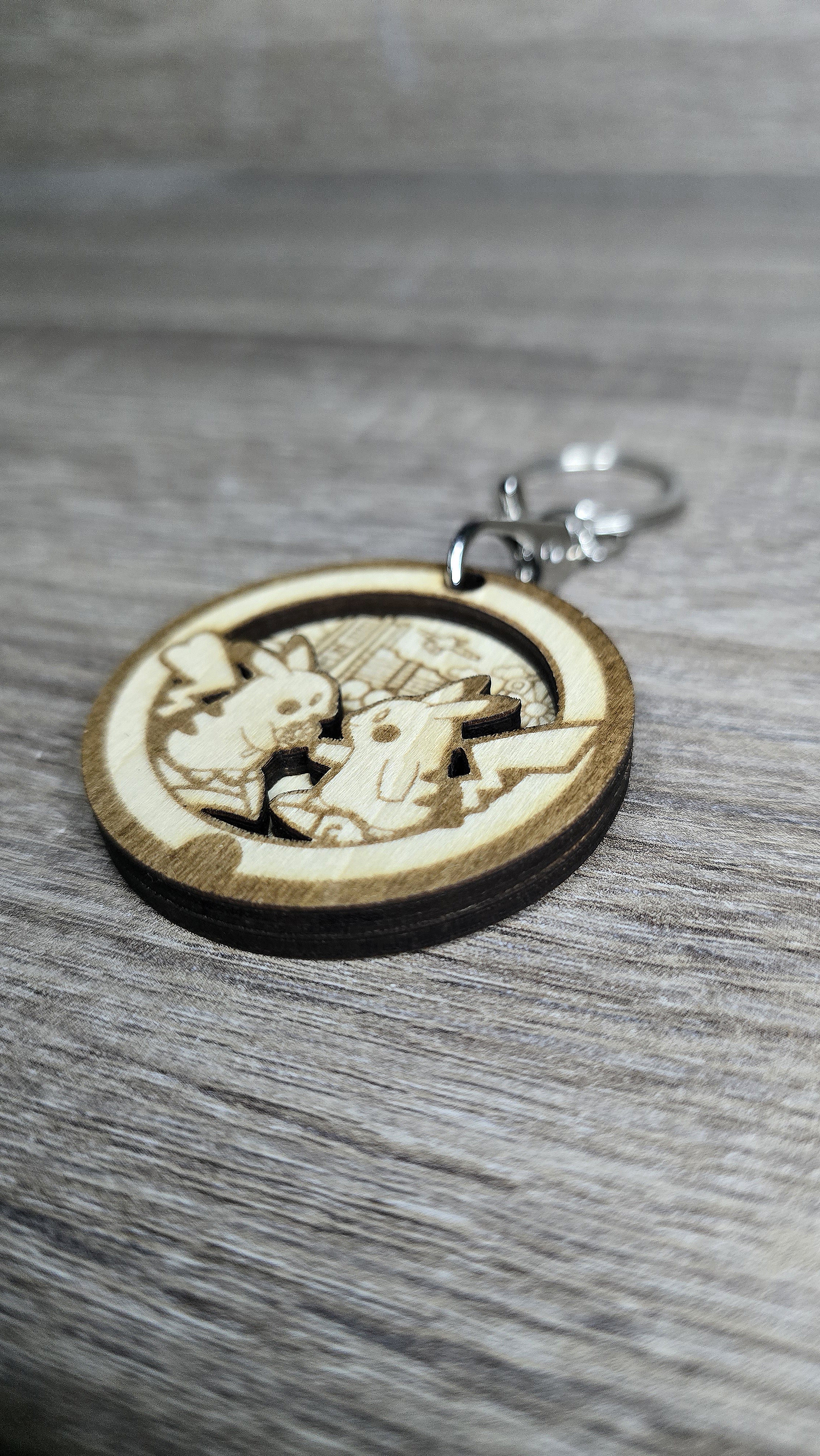 Porte-clés Pokémon en bois