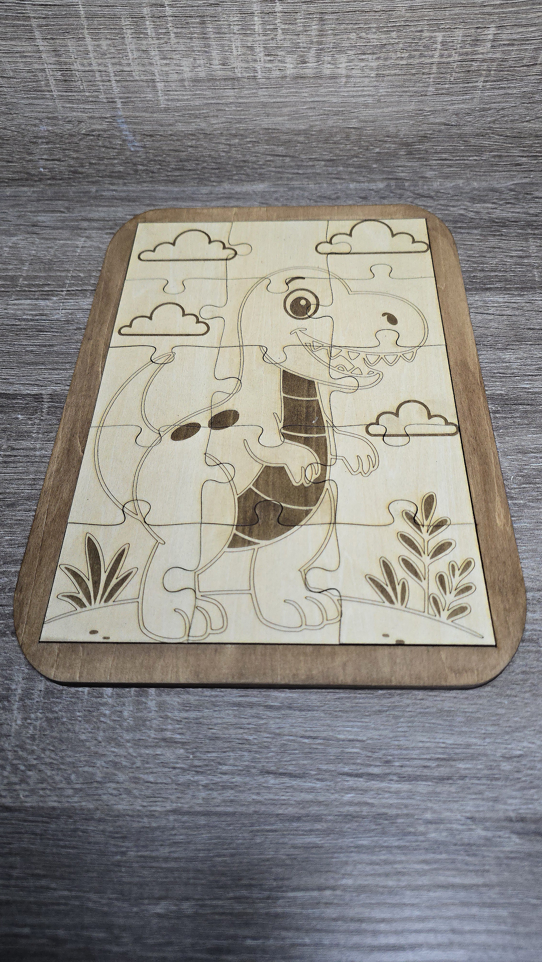 Puzzle en bois dinosaure