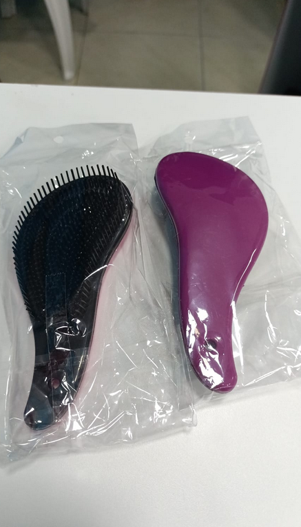 Escova desembaraçadora de cabelo