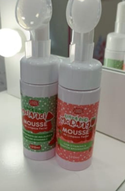 Mousse de limpeza facial de melancia