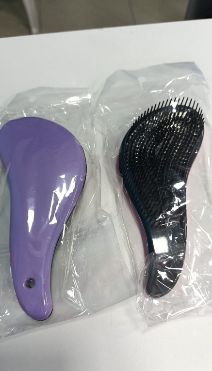 Escova Desembaraçante