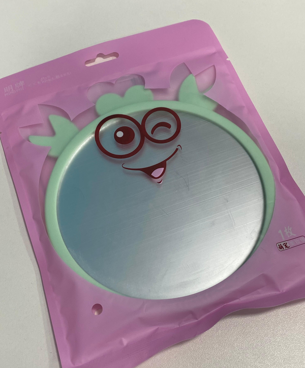 Espelho de mesa com moldura divertida