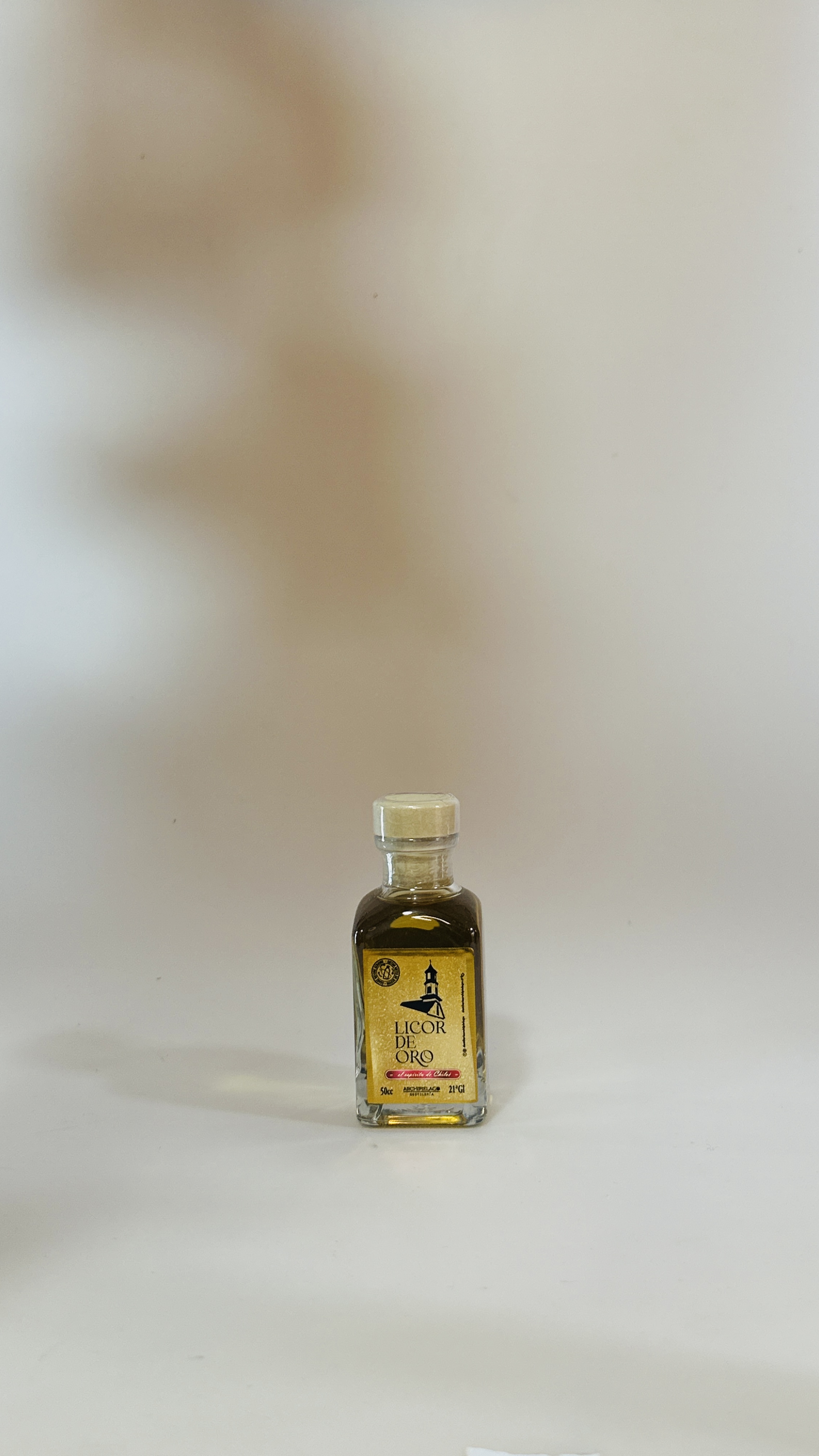 Licor de Oro, Destilería Archipiélago 50 cc 21º