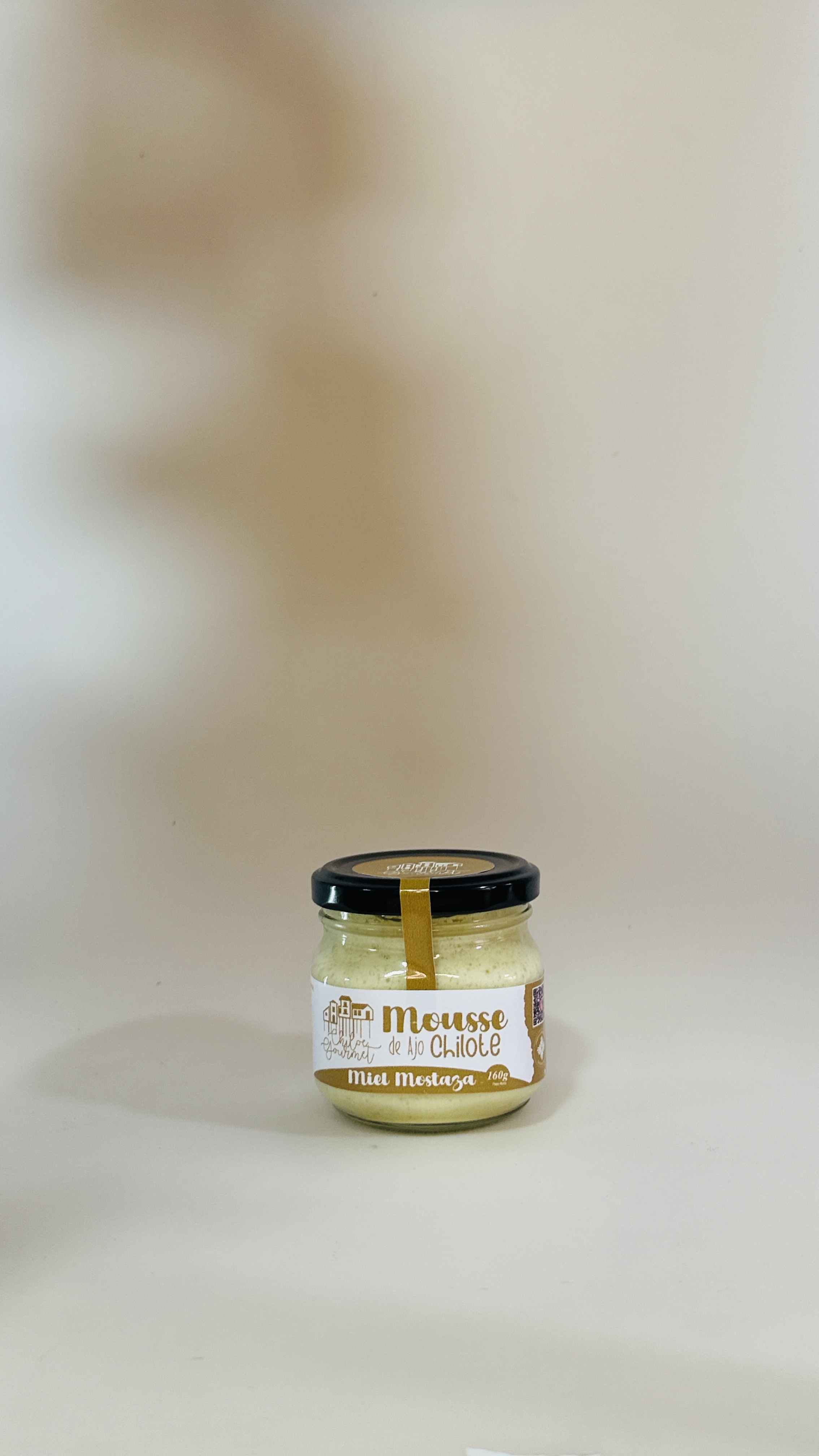 Mousse de ajo chilote a la mostaza, Chiloé Gourmet