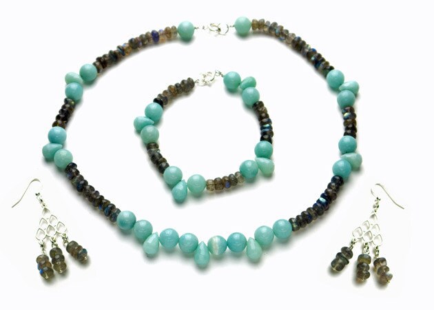 Turquoise and Brown Bead Jewelry Set