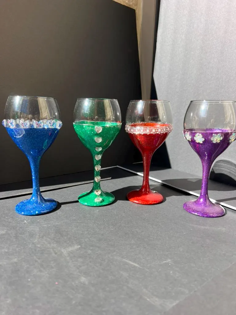 Decorative Glitter Wine Glasses