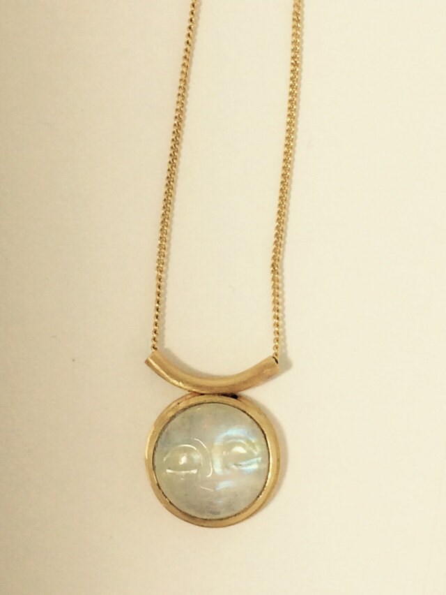 14K Gold Moonstone Pendant Necklace