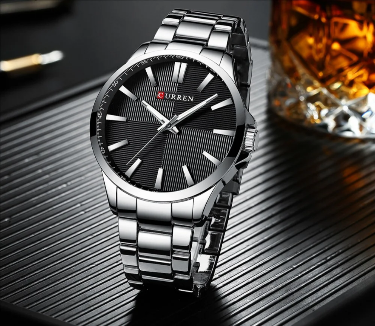 Reloj de pulsera Curren 8322 caja + bolso Curren 