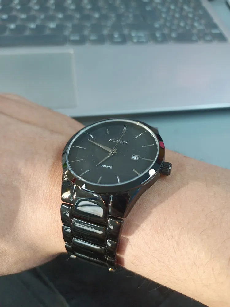  Reloj Curren 8106-40mm de pulsera