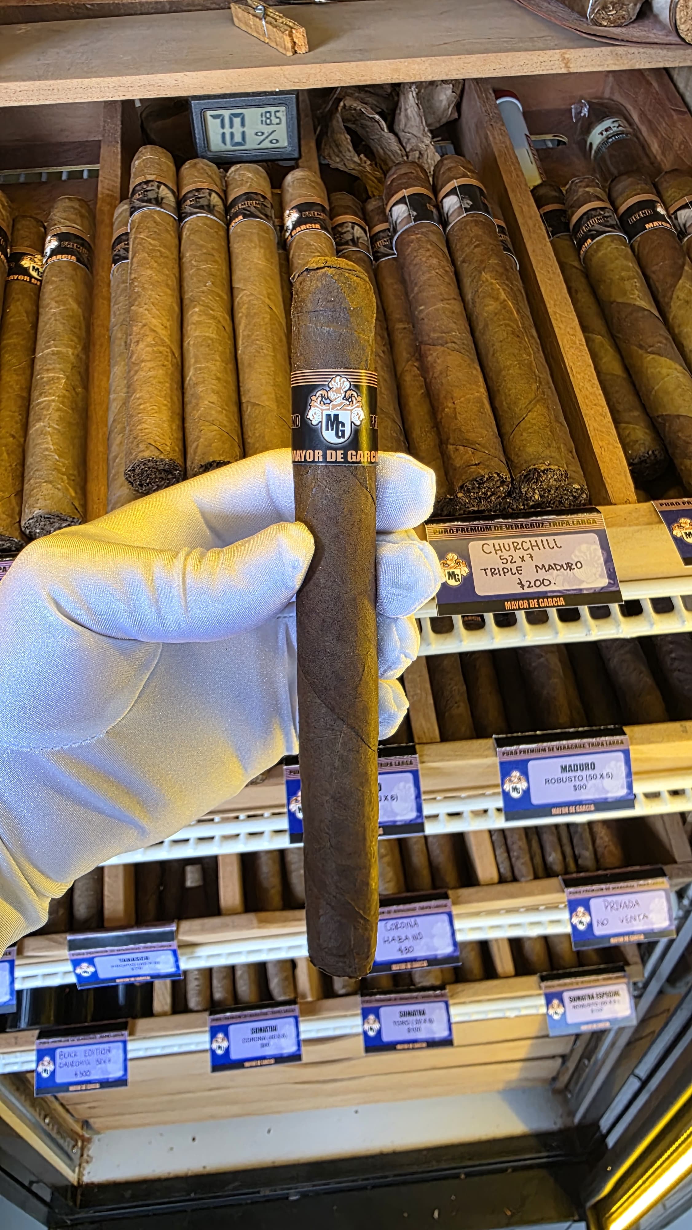 MADURO CHURCHILL