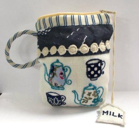 Tea Cup-Themed Zipper Pouch