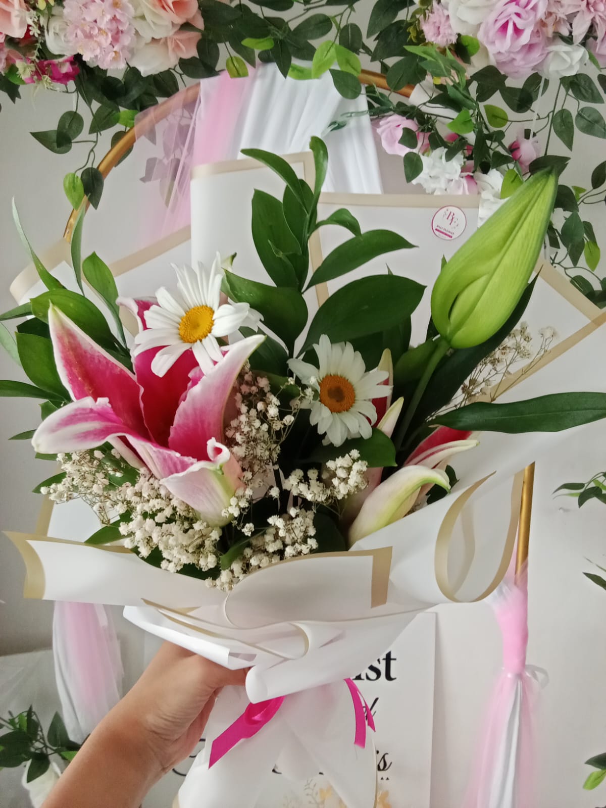 Lily and Daisy Handbouquet 