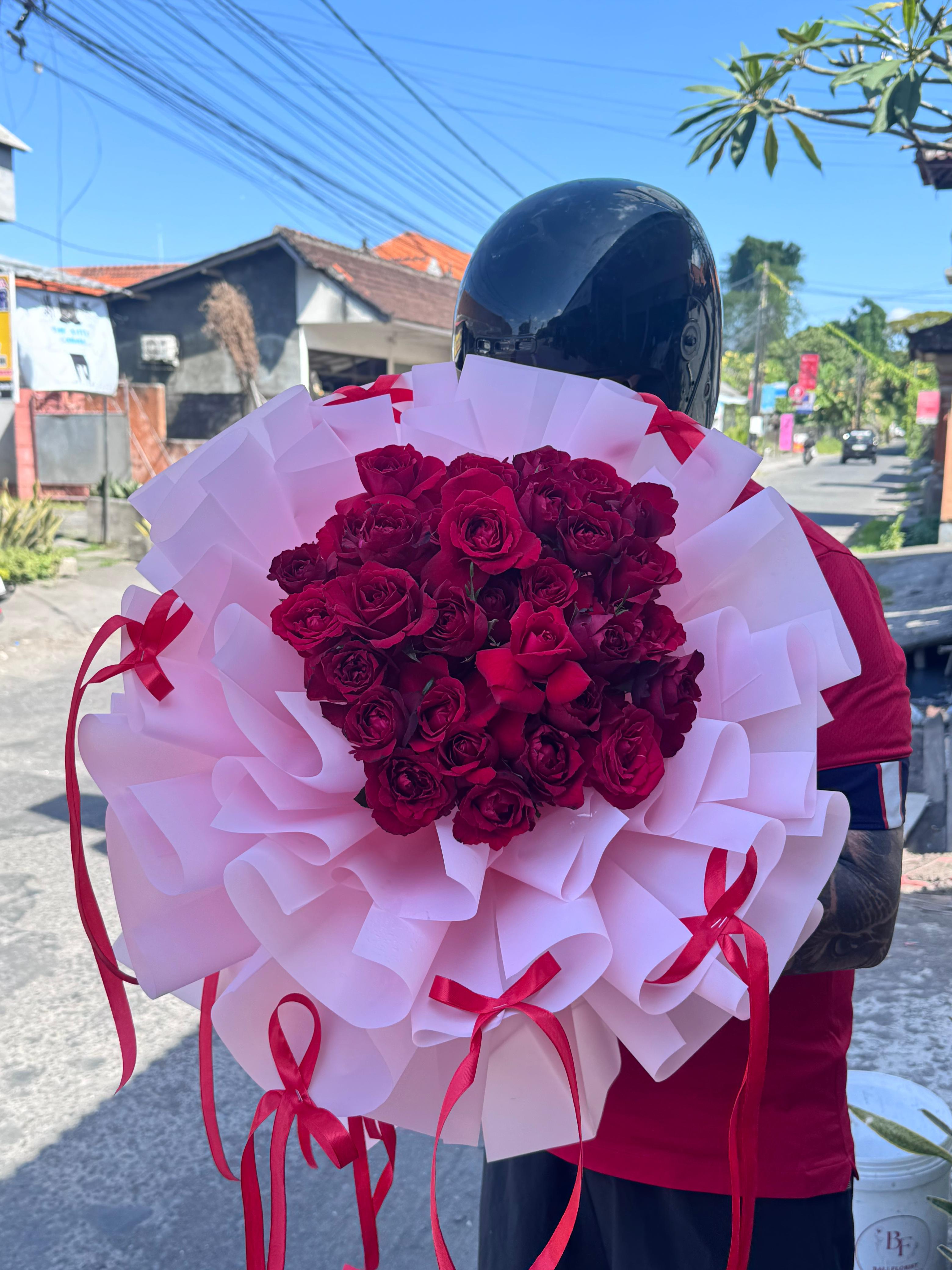 Elegant Red Rose Bouquet