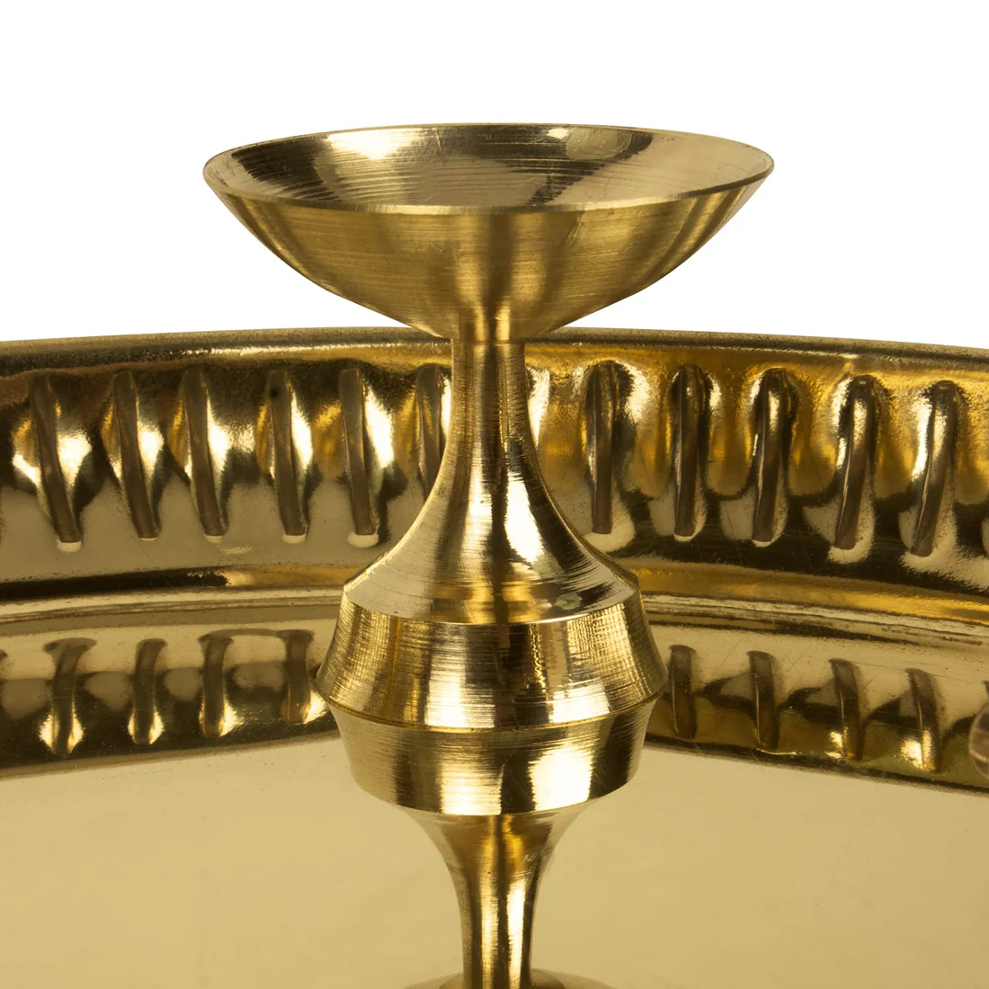 Ghar Pooja Om Engraved Puja Thali Set with Agarbatti Holder, Aarti Diya, Akshat Holder and Kumkum Holder (8 Inch, Gold)