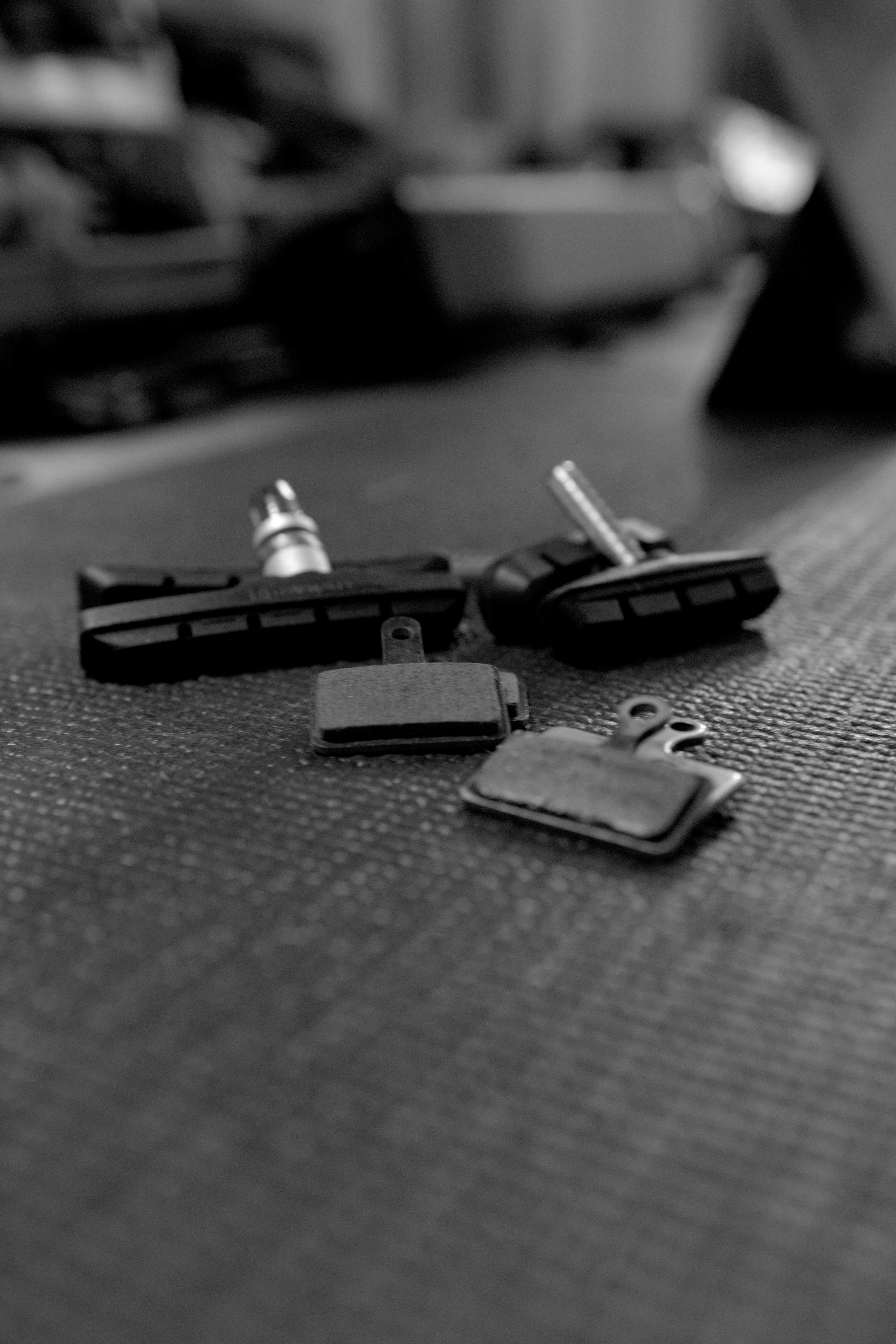 CHANGEMENT DE PATINS / DE PLAQUETTES