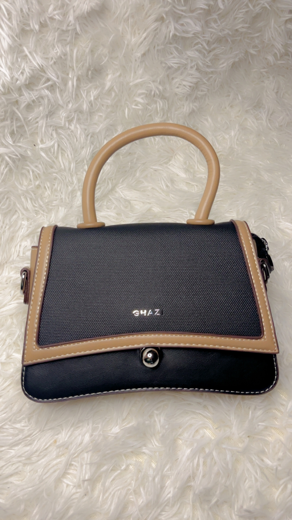 HANDBAG - 995