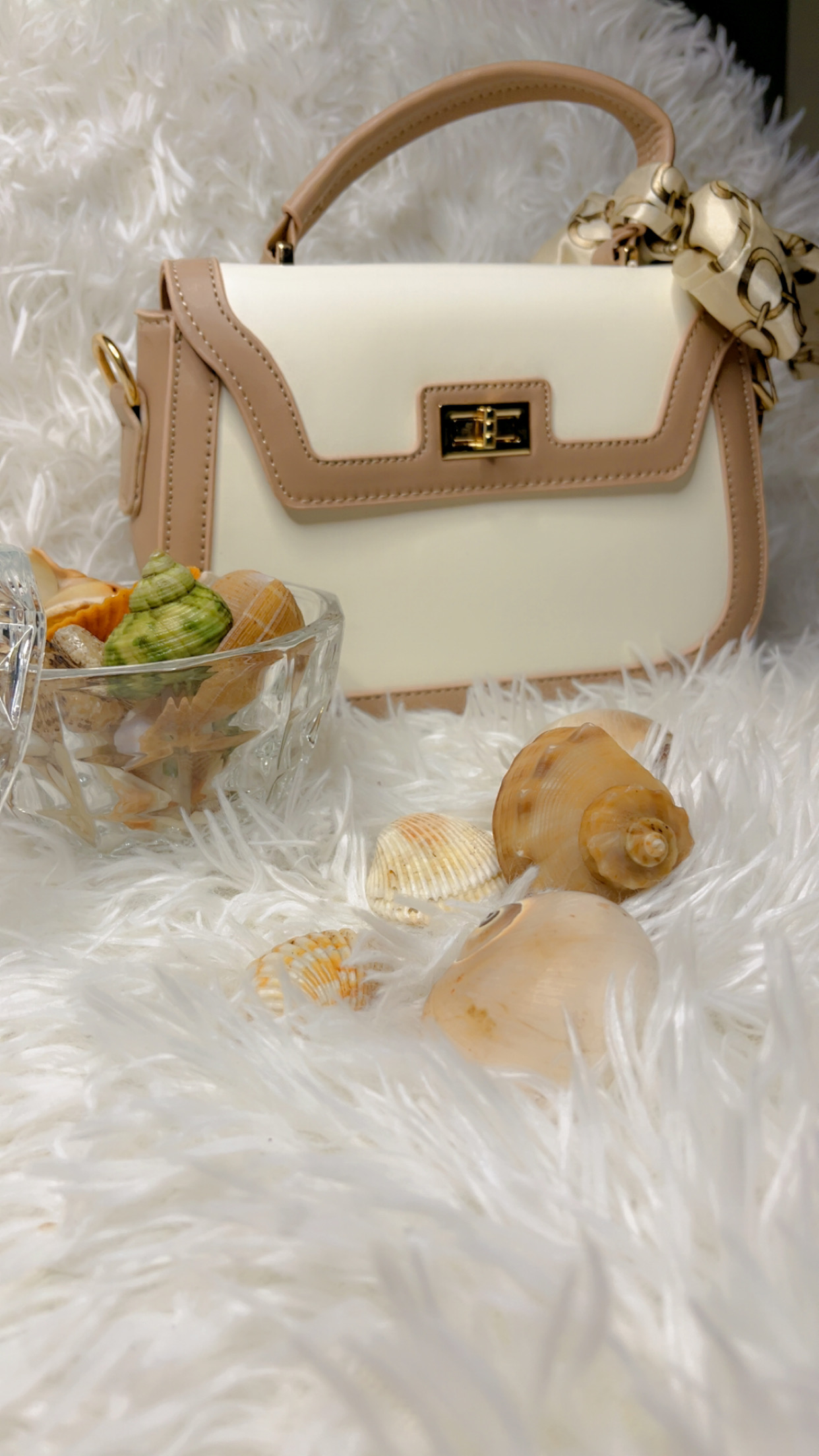 HANDBAG - 999
